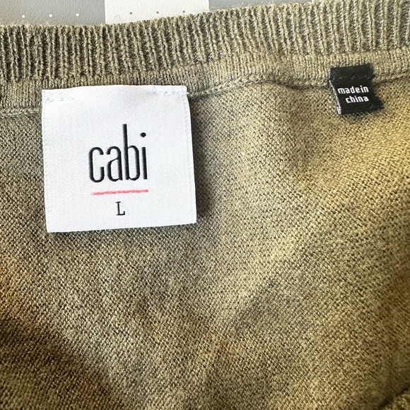 Cabi Pullover Sweater Olive Green Cropped Top Size Large Long Sleeve - Picture 7 of 7